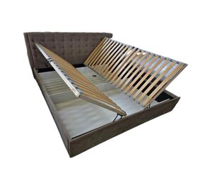 Lova su patalynės dėže ir šoniniu pakėlimo mechanizmu