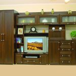 Tamsus riešutas tamsus riešutas