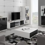 Balta   juoda blizgi