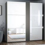 Grafitas   balta blizgi