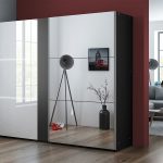 Juoda   balta blizgi