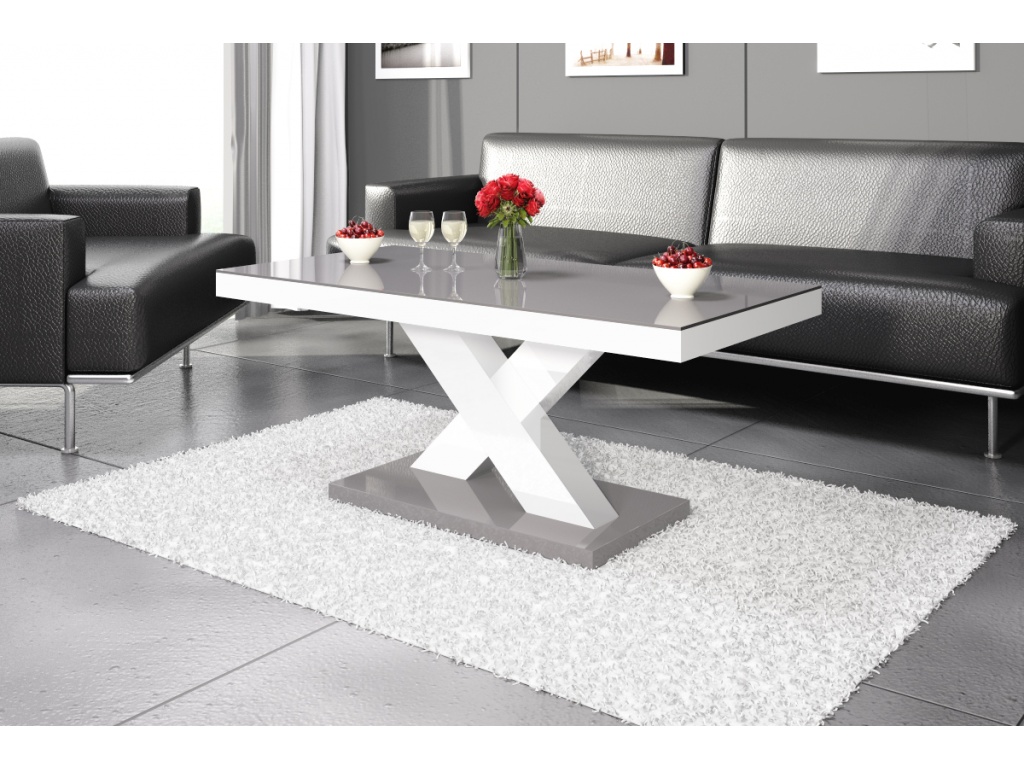 Pilka   balta   balta